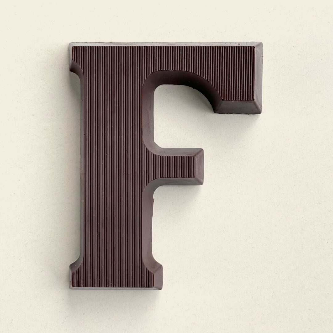 Chocoladeletter F Puur