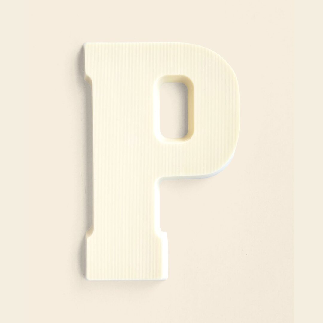 Schokoladenbuchstabe P Weiß