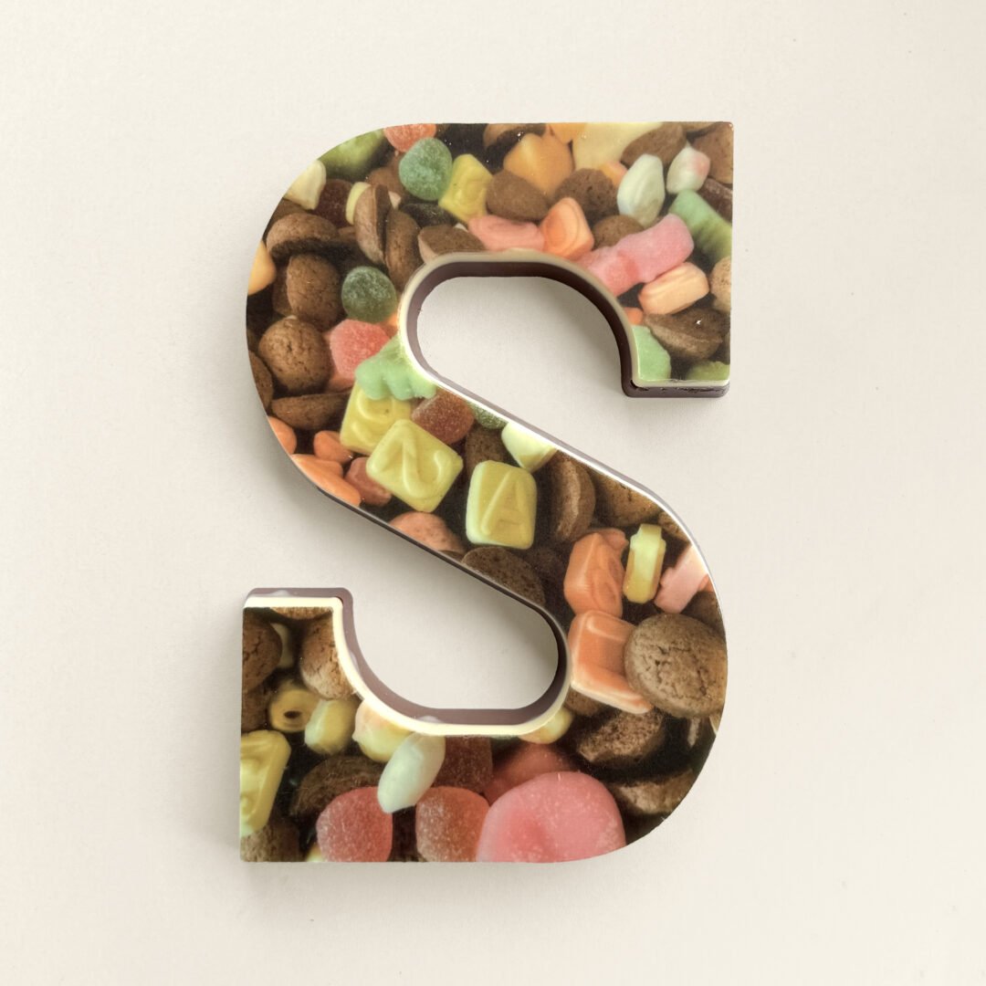 chocoladeletter S strooigoed