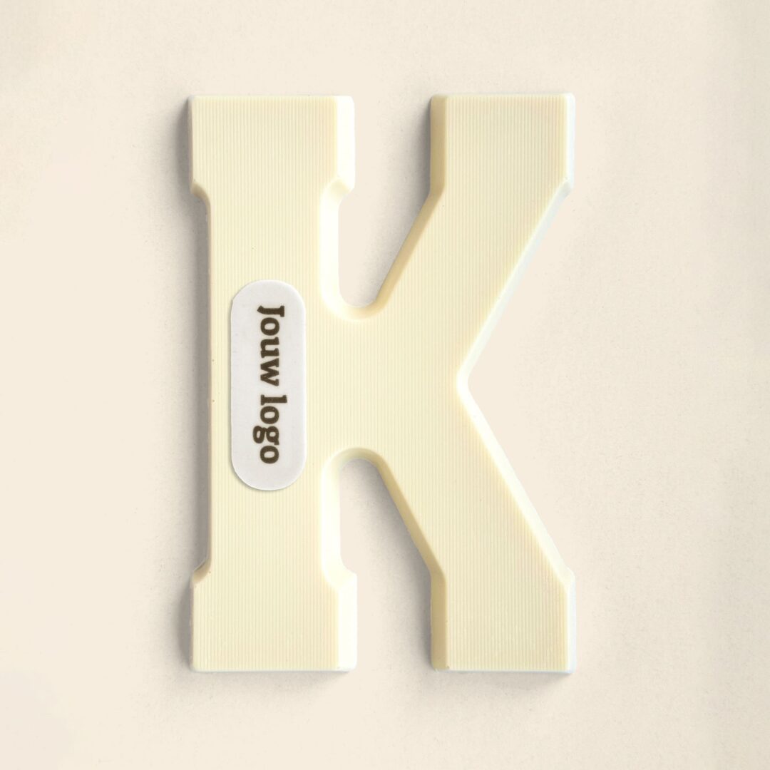 Schokoladenbuchstabe Eigenes Logo K Weiß