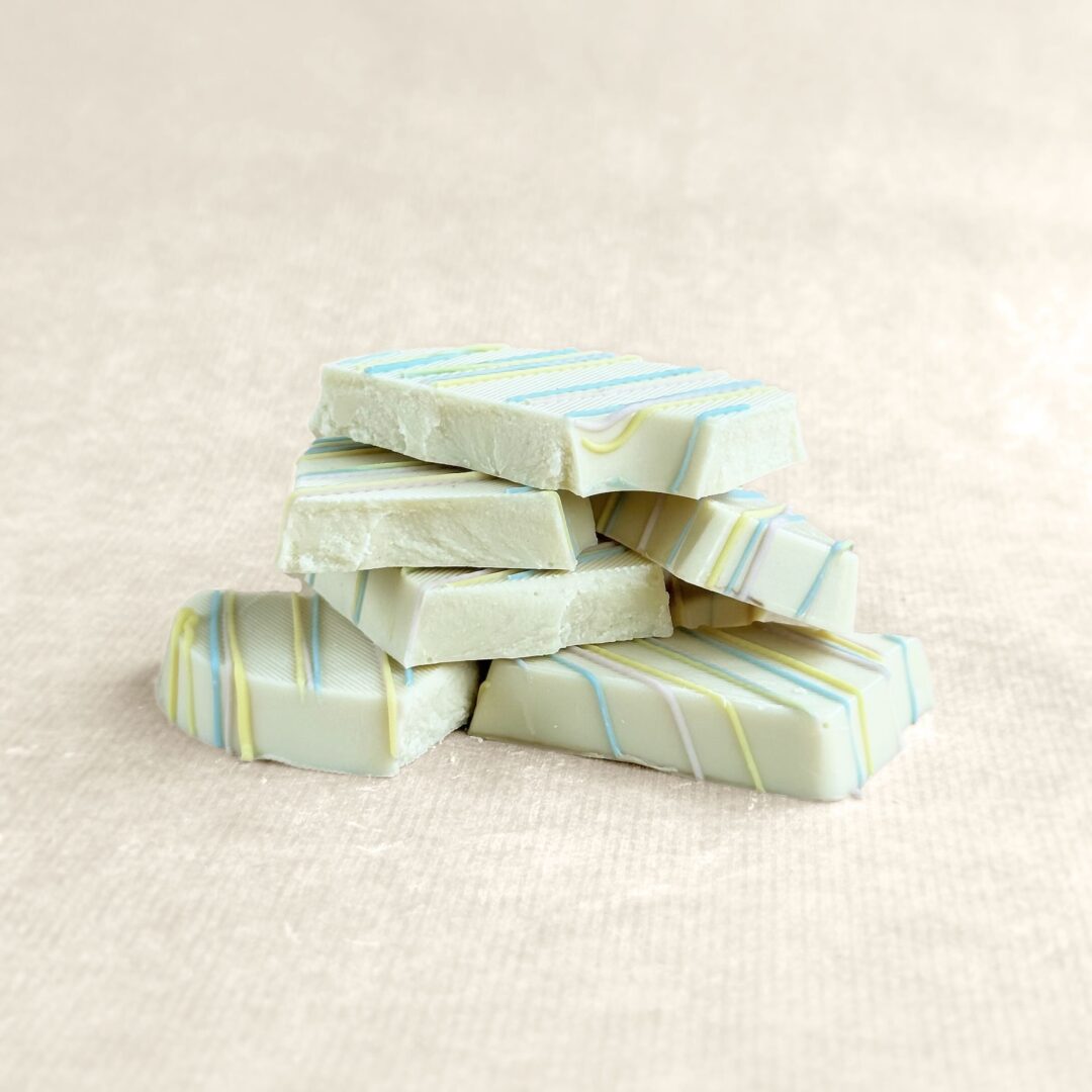 Luxe chocoladeletter S color fun wit