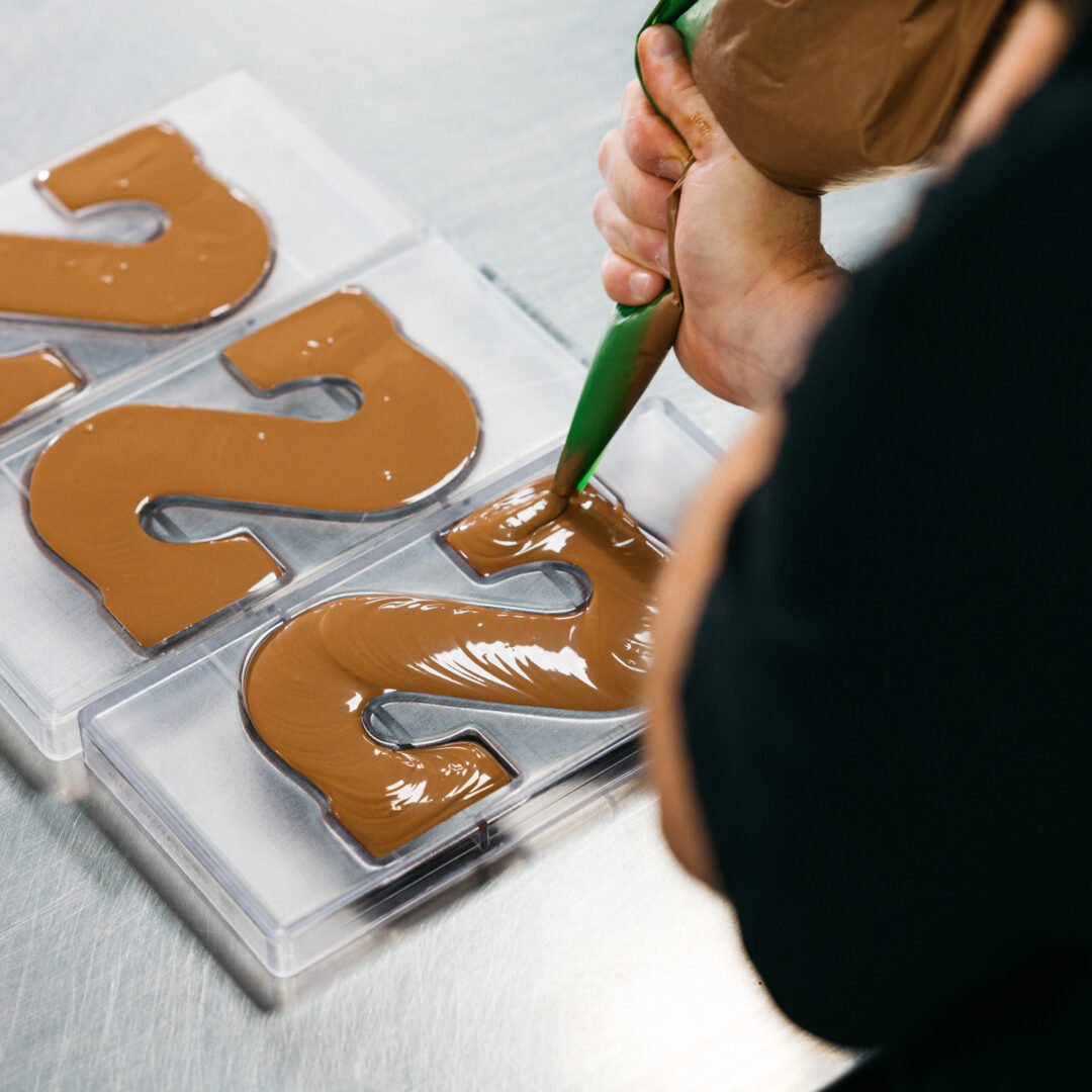 Tasty Present ambachtelijke chocoladeletters