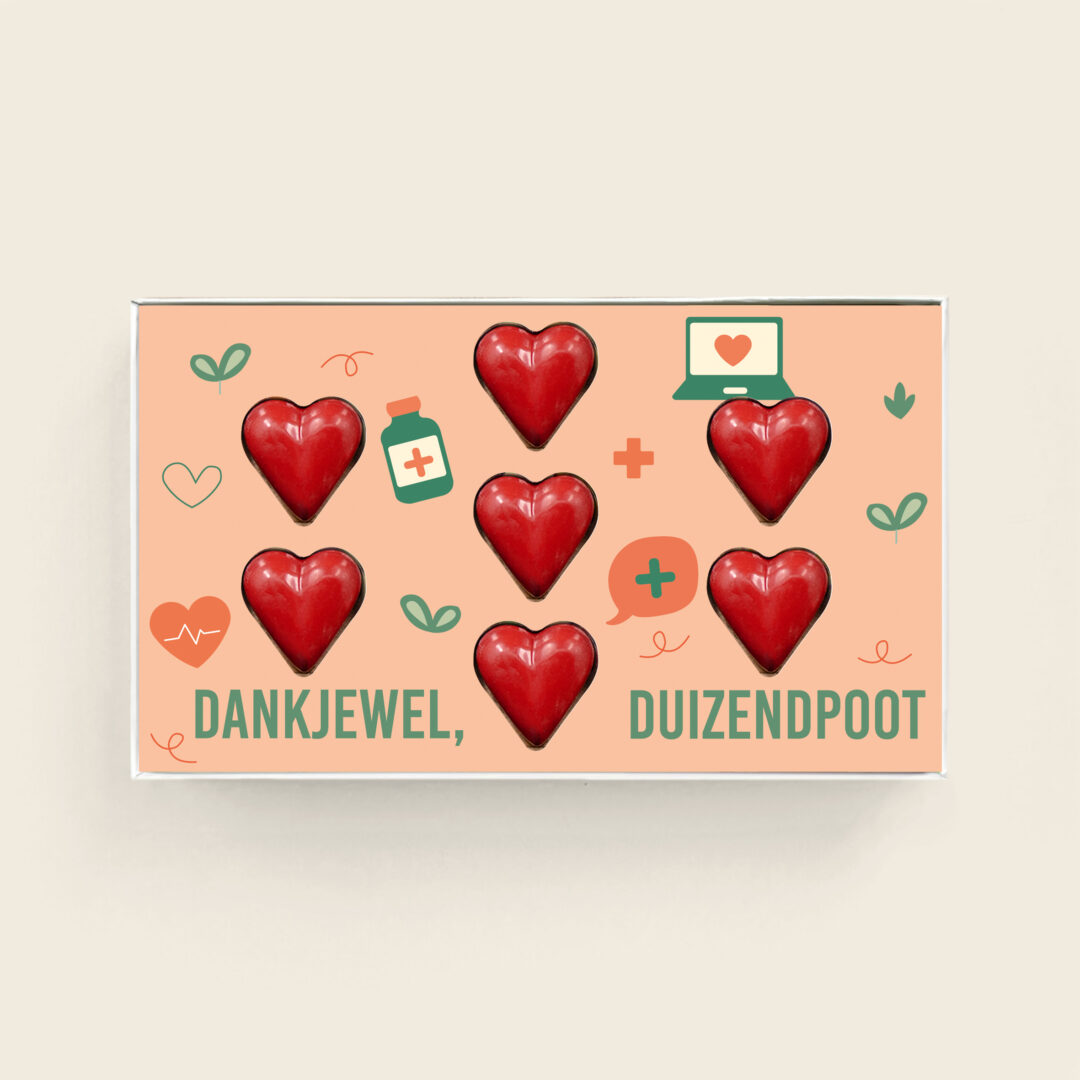 Rote Herzbonbons mit köstlicher Füllung zum Thema „Tag der Pflege“ Vielen Dank, Tausendsassa. Tasty Present – personalisierte Schokolade